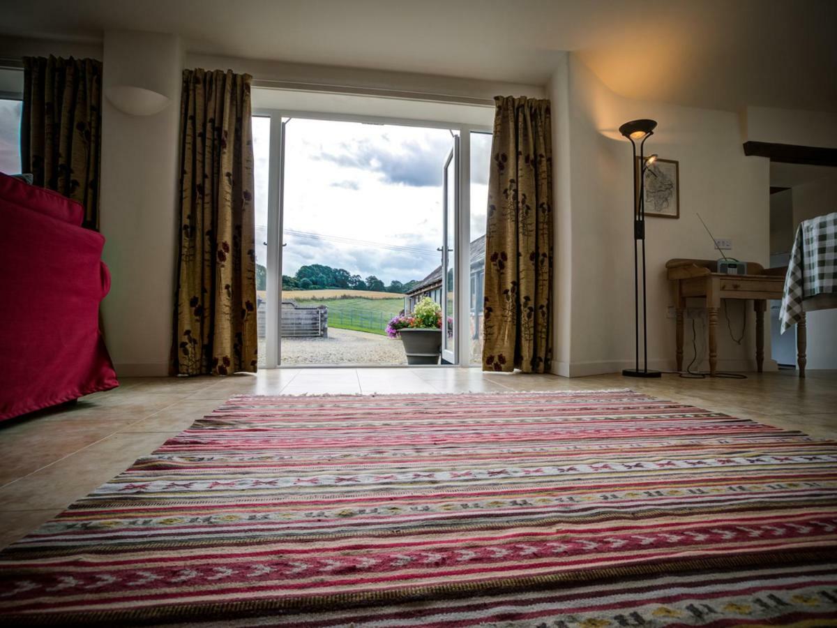 Wytons Piece Villa Cherington ภายนอก รูปภาพ