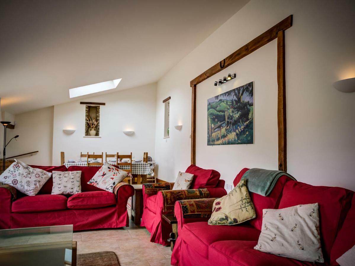 Wytons Piece Villa Cherington ภายนอก รูปภาพ